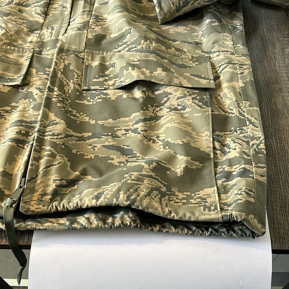 Propper international, all purpose environmental camouflage parka. - Picture 6 of 10